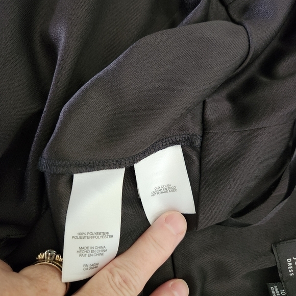 Jones New York Black Layered Tiers Shutter Pleat Dress sz 10 - Picture 7 of 8